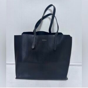 Furla Black Saffiano leather tote bag